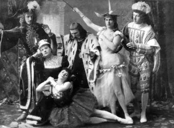 Eine Szene aus der ersten Aufführung von Tschaikowskys Ballett Dornröschen im Mariinski-Theater, mit Karlotta Brianza in der Rolle der Aurora, 1890